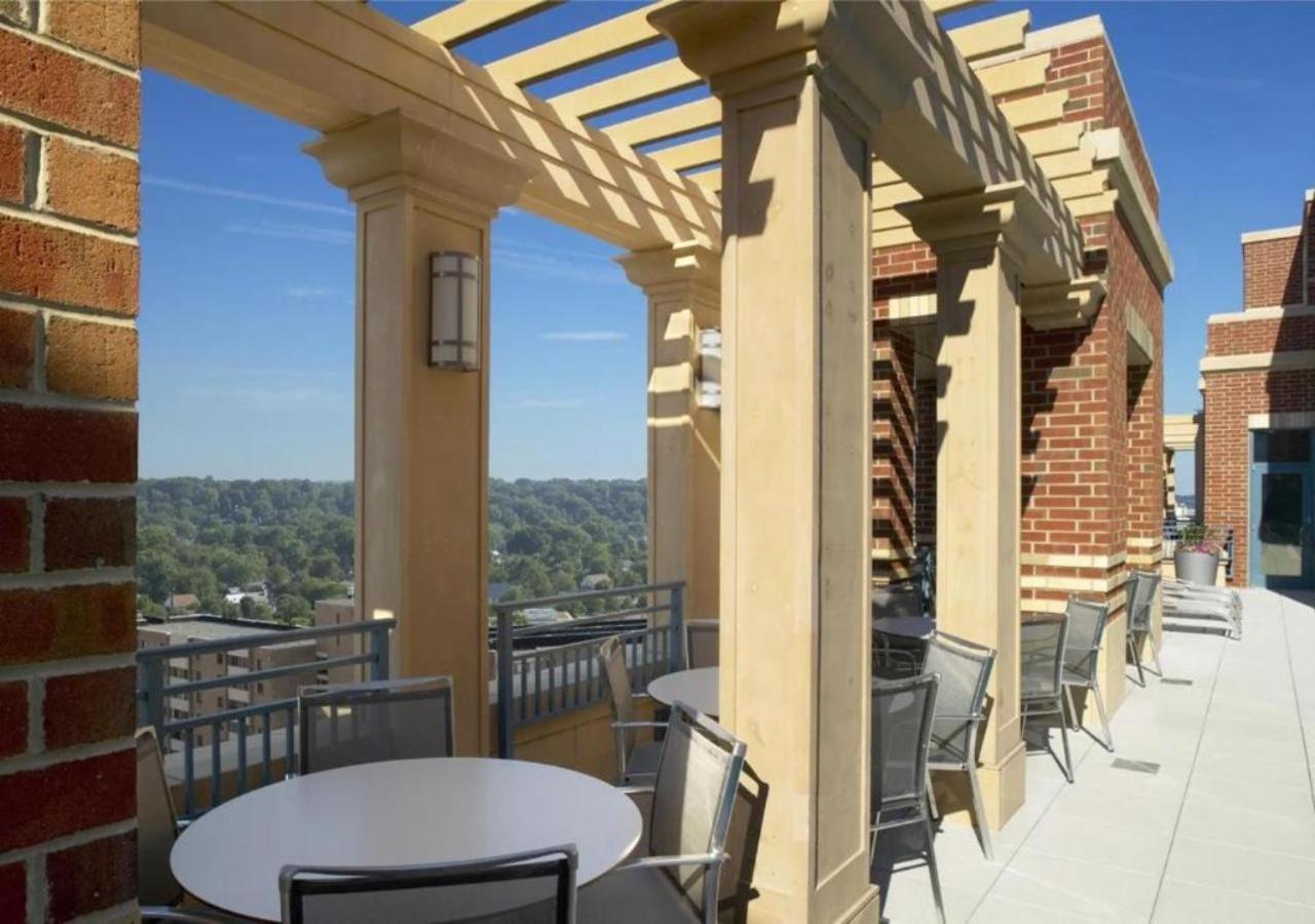 Splendid 2 Bedroom At Pentagon Apartment *
